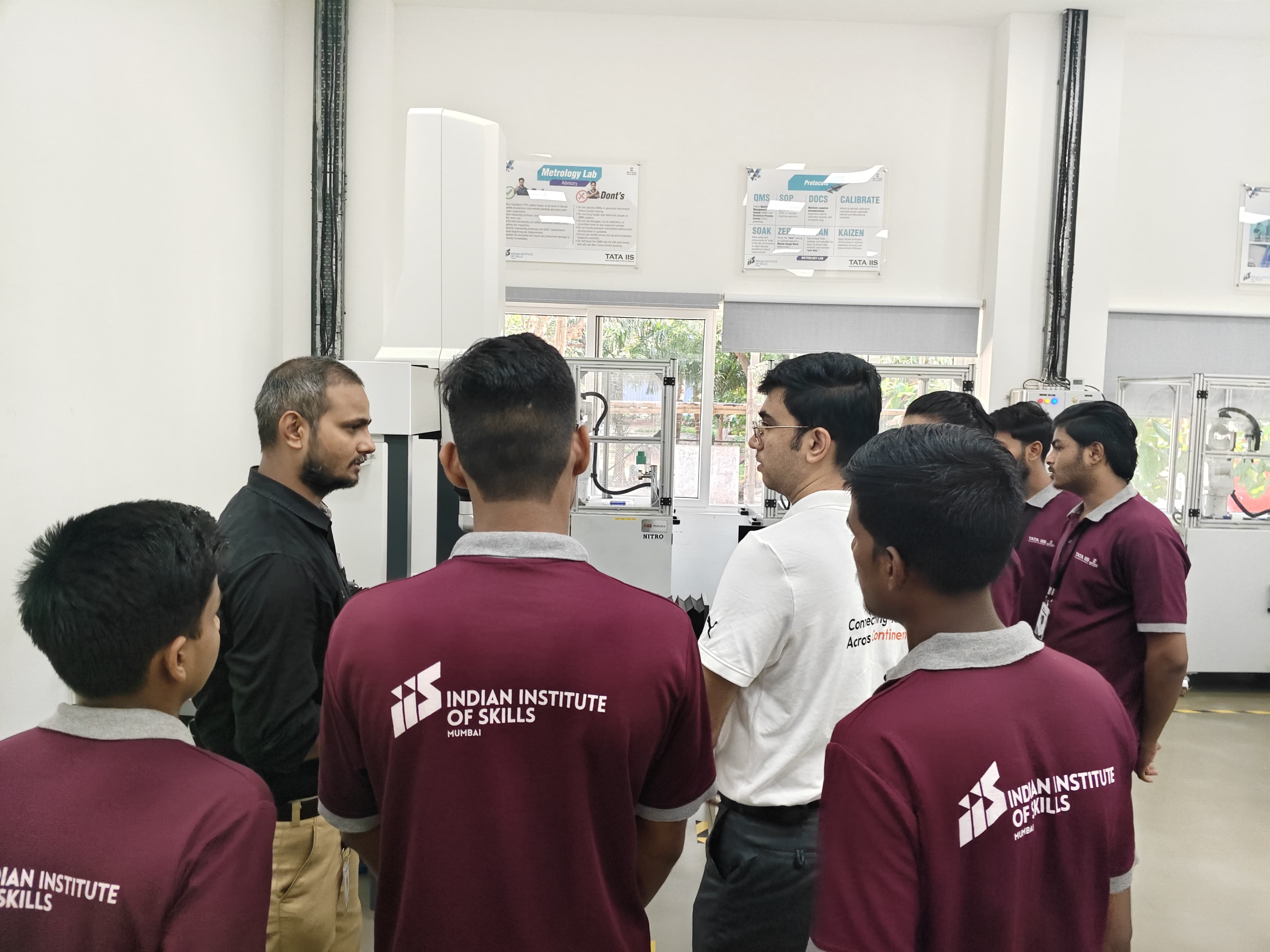 Trainer-led metrology session with Tata IIS trainees